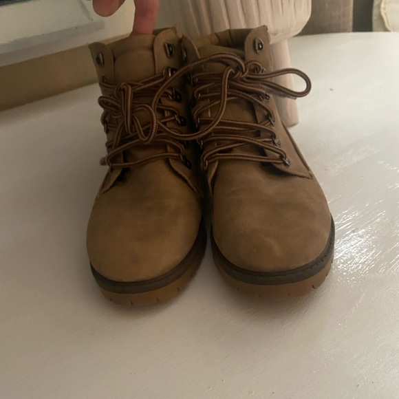 Short Boots - Picture 2 of 2